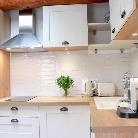 Ferienwohnung Aubernon Luxurious, Newly Renovated Flat In Heart Of Old Antibes Exterior foto
