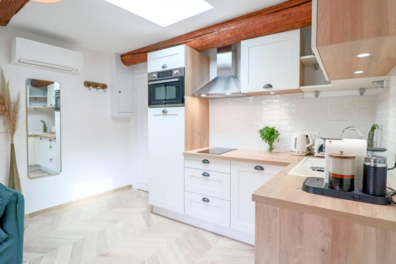 Ferienwohnung Aubernon Luxurious, Newly Renovated Flat In Heart Of Old Antibes Exterior foto