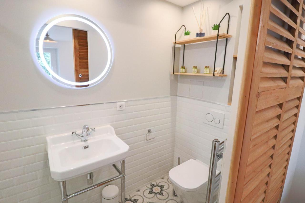 Ferienwohnung Aubernon Luxurious, Newly Renovated Flat In Heart Of Old Antibes Exterior foto